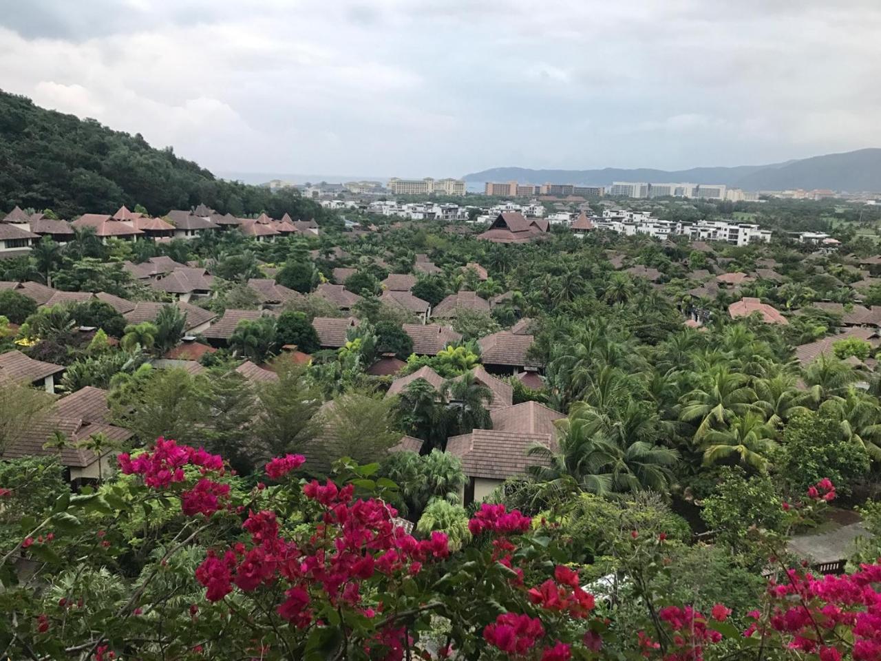 Stony Brook Villa Jianguo Resort Sanya Exterior foto